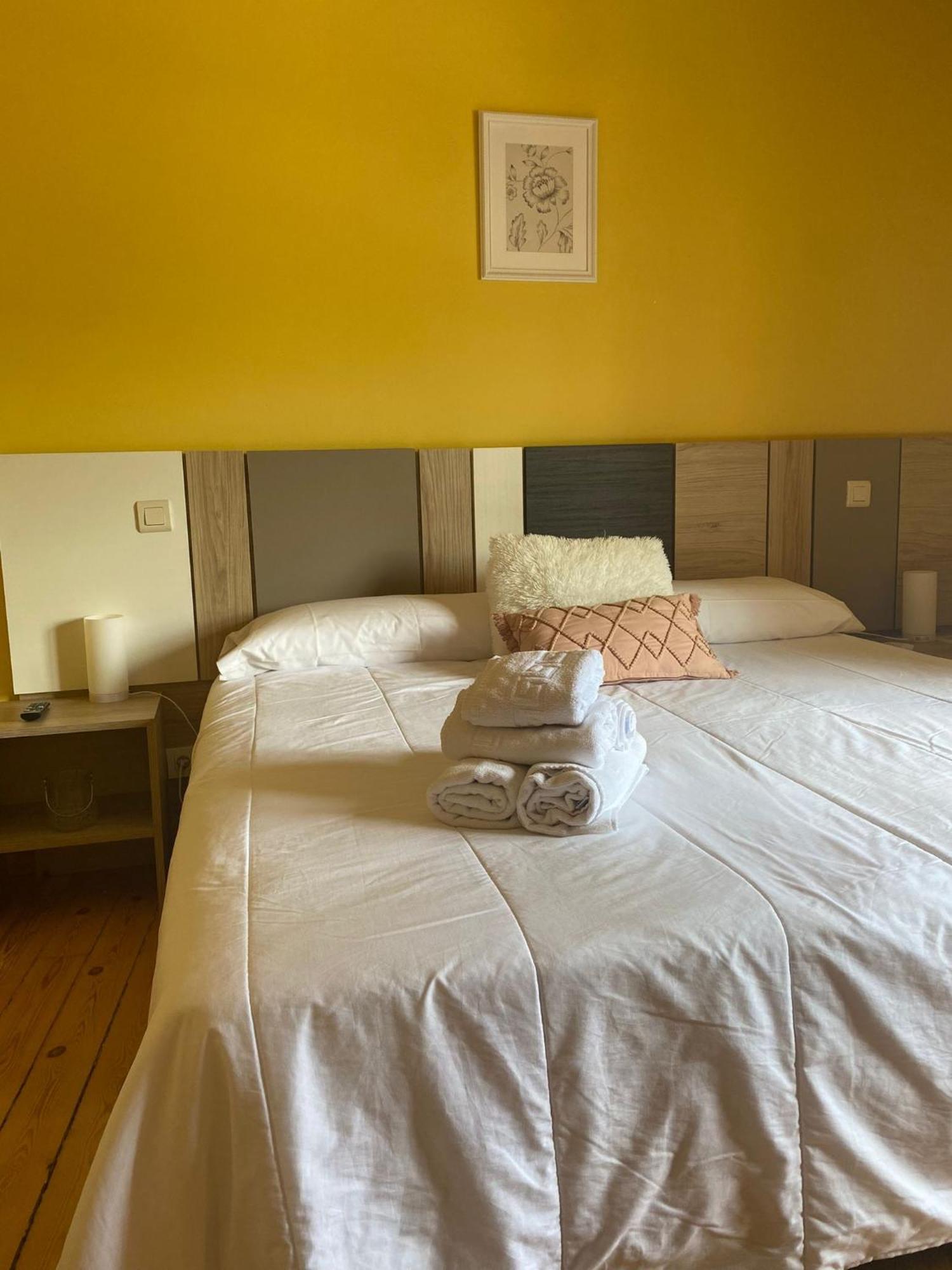 Hotel Restaurante Agapio De Tresnino Quintanilla de Onésimo Zewnętrze zdjęcie