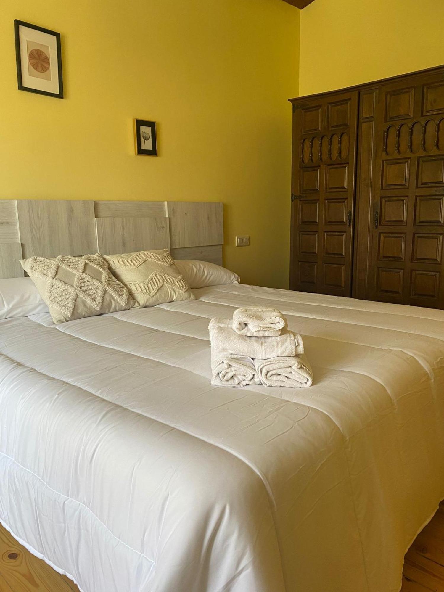 Hotel Restaurante Agapio De Tresnino Quintanilla de Onésimo Zewnętrze zdjęcie