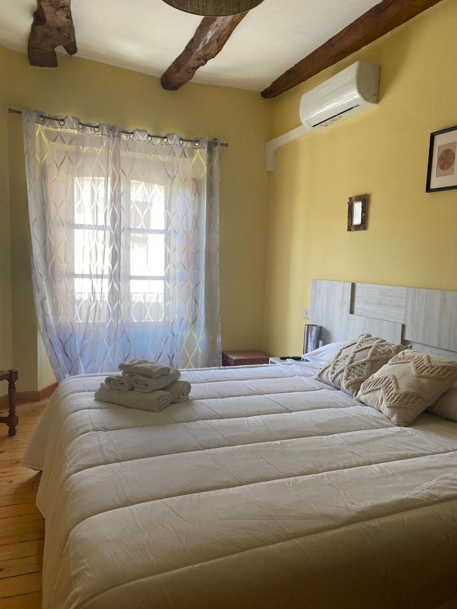 Hotel Restaurante Agapio De Tresnino Quintanilla de Onésimo Zewnętrze zdjęcie