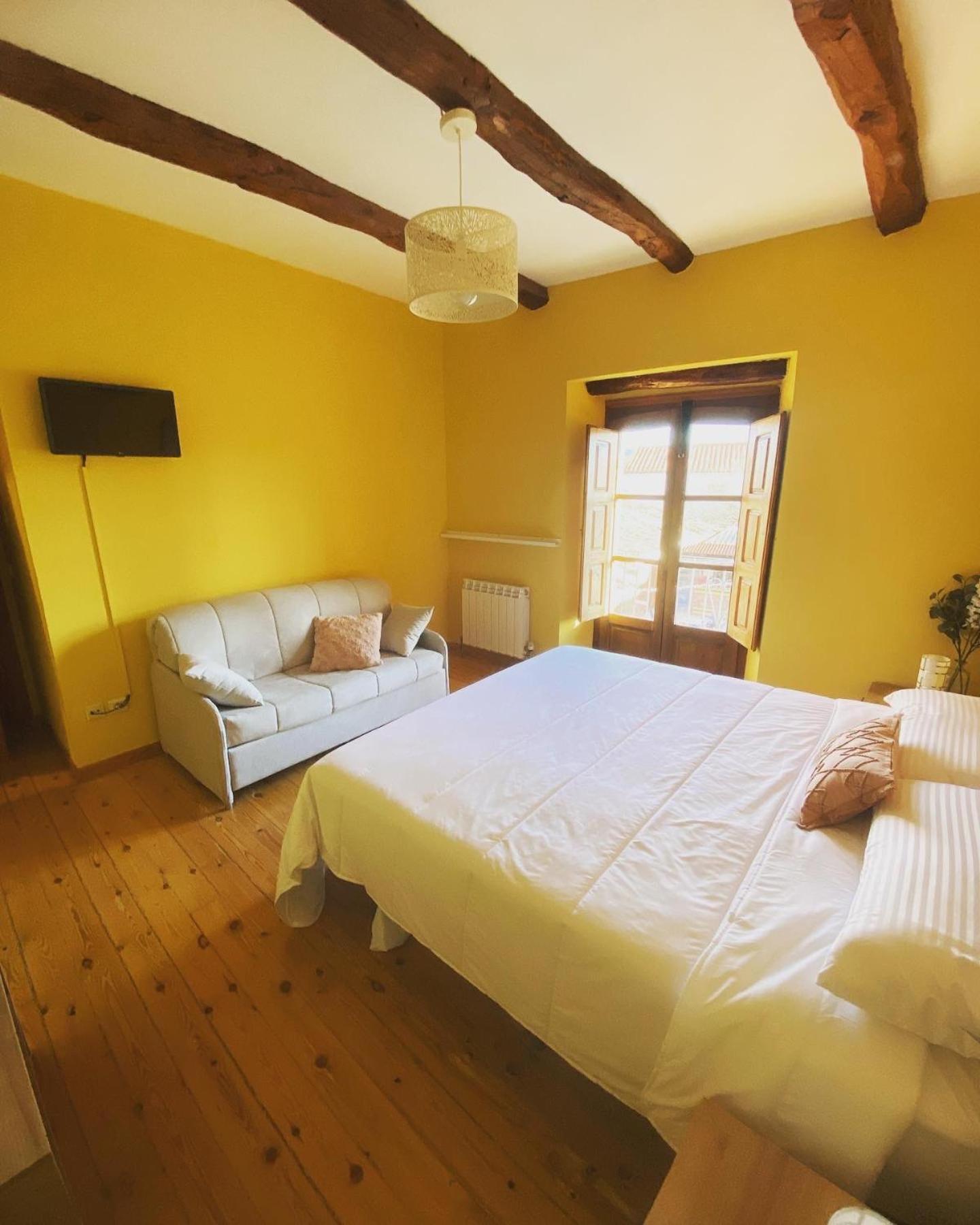 Hotel Restaurante Agapio De Tresnino Quintanilla de Onésimo Zewnętrze zdjęcie