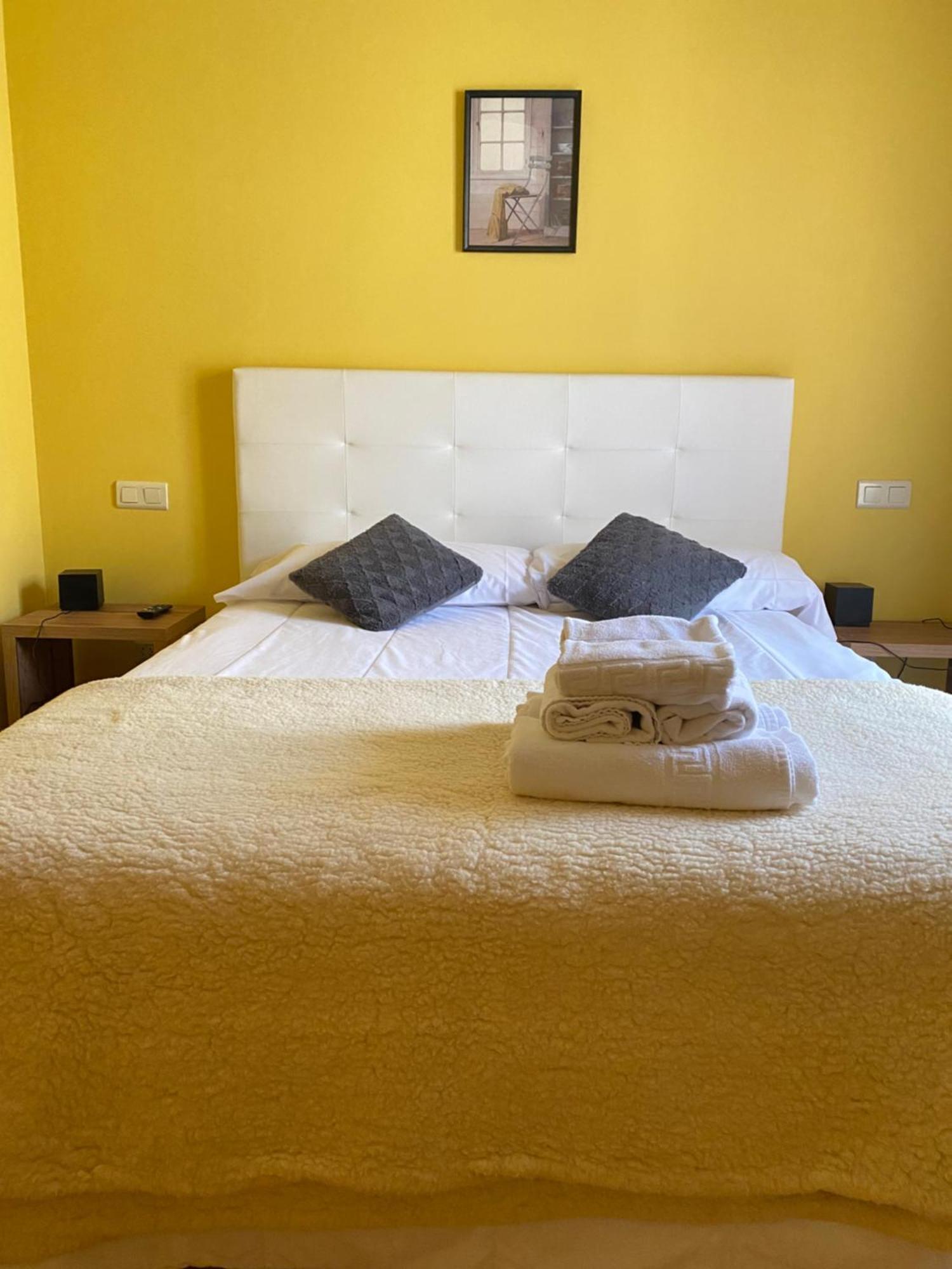 Hotel Restaurante Agapio De Tresnino Quintanilla de Onésimo Zewnętrze zdjęcie